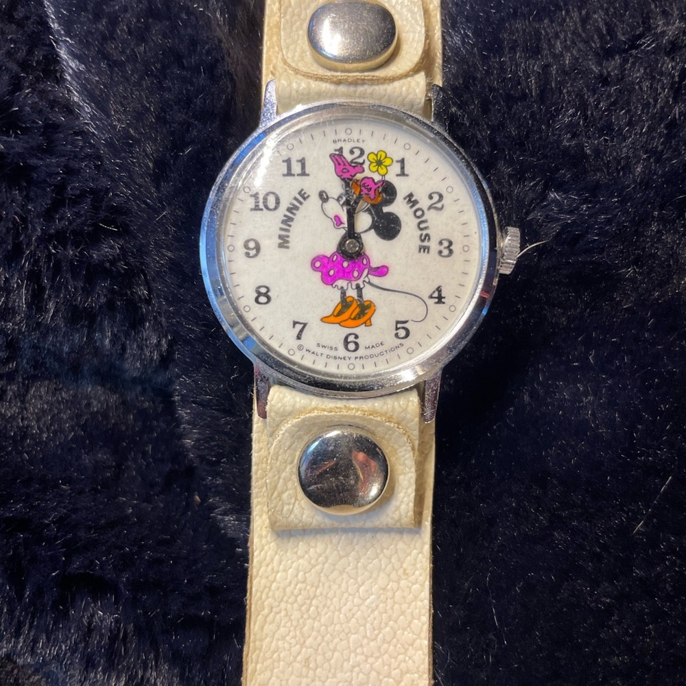 Minnie Mouse Cream Leather Strap Watch vintage